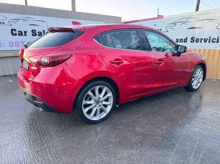 2014 Mazda Mazda3 2.2 D PLATINUM SPORT NAV 5DR €6,999 thumbnail