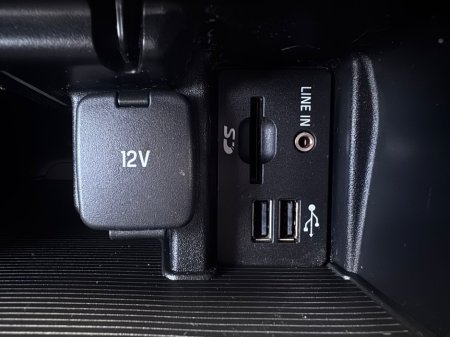 2017 Ford Galaxy TITANIUM 2.0 TD 150PS 6SPEED FWD 4DR €15,800 thumbnail