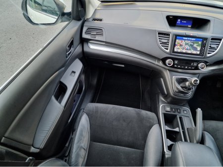 2017 Honda CR-V SR I-DTEC-LOW MILEGE --FULLY SERVICED €17,450 thumbnail