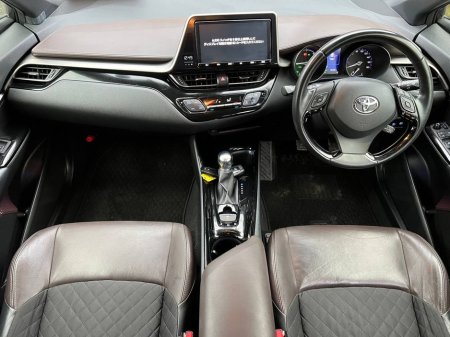 2018 Toyota C-HR 1.8 HYBRID // SERVICE HISTORY // 18" DIAMOND CUT ALLOYS // ADAPTIVE CRUISE CONTROL €17,750 thumbnail
