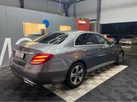 2018 Mercedes-Benz E Class 2018 MERCEDES-BENZ E220D AVANTGARDE 2.0 AUTOMATIC / CRUISE CONTROL / 360° PARKING CAMERA / ELECTRIC MEMORY HEATED FRONT AND REAR SEATS / PADDLE SHIFTERS / APPLE CARPLAY / AMBIENT LIGHTS thumbnail