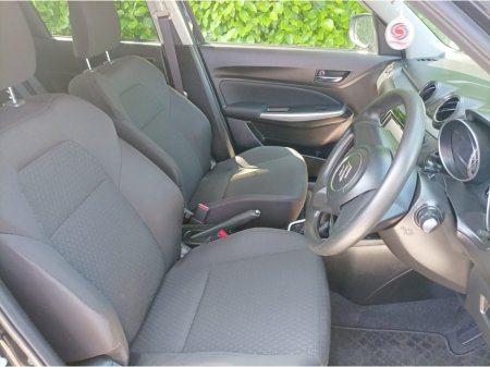 2017 Suzuki Swift 1.2 4 CYLINDER ENGINE AUTO SPOTLESS WITH ONLY 60,589KM HIGH SPEC ALLOY WHEELS CLIMATE CONTROL AIRCON REVERSE CAMERA TOUCHSCREEN RADIO 4 ELECTRIC WINDOWS HEATED DRIVERS SEAT FACTORY IMMOBILISER €13,495