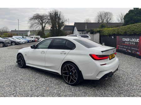 2021 BMW 3 Series - thumbnail 2