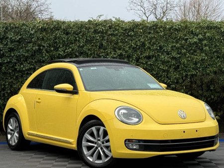 2014 Volkswagen Beetle DESIGN 1.2 TSI // OPENING PAN ROOF // LEATHER HEATED SEATS // PARKING SENSORS €11,950 thumbnail