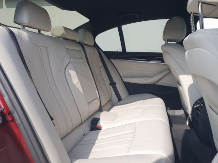 2023 BMW 5 Series - thumbnail 11