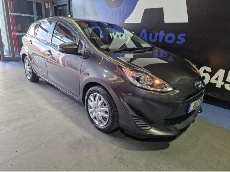 2018 Toyota Aqua - thumbnail 12