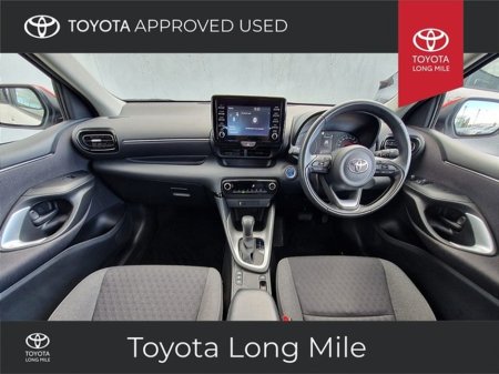 2022 Toyota Yaris 1.5 Hybrid Luna 5dr €23,949 thumbnail