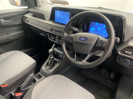 2026 Ford Courier - thumbnail 6