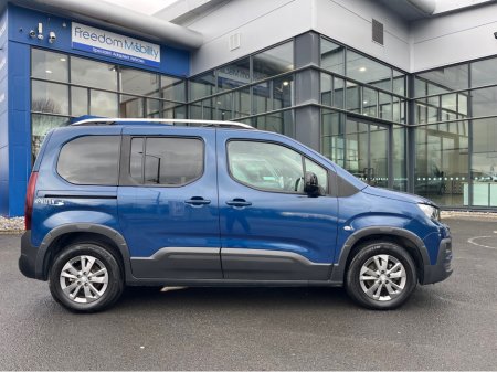 2022 Peugeot Rifter Wheelchair Accessible SWB Manual €22,995 thumbnail