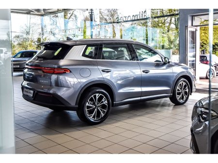 2026 BYD Sealion 7 - thumbnail 2