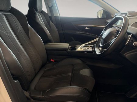 2020 Peugeot 5008 - thumbnail 11