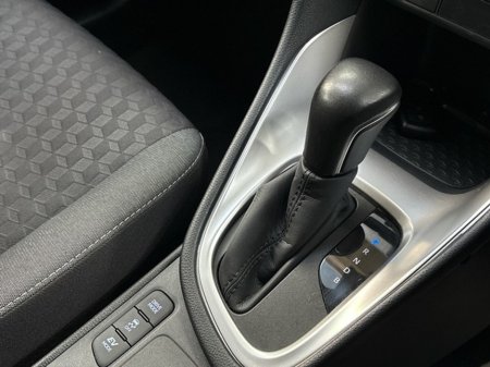 2021 Toyota Yaris HYBRID LUNA 4DR AUTO €21,950 thumbnail