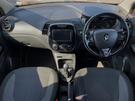 2014 Renault Captur dCi 90 S&S INTENSE €5,950 thumbnail