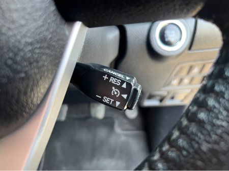 2017 Toyota Hilux - thumbnail 24