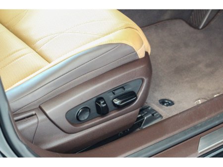 2021 Lexus ES 300 H - thumbnail 26