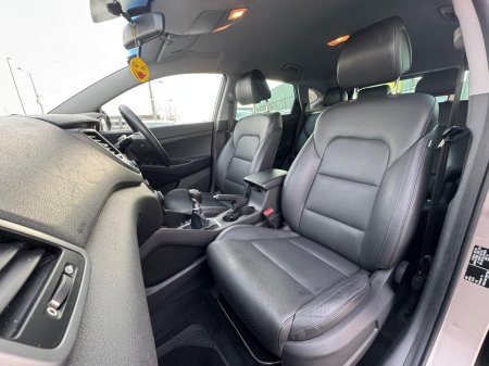 2017 Hyundai Tucson - thumbnail 18