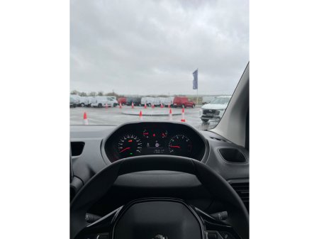 2020 Peugeot Partner - thumbnail 12