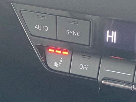 2025 Audi Q4 e-tron 45 Black Edition Quattro S-Line Auto EV €47,900 thumbnail