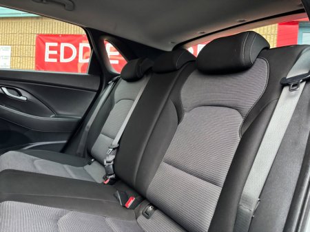 2017 Hyundai i30 - thumbnail 14