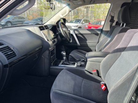 2022 Toyota Landcruiser - thumbnail 6