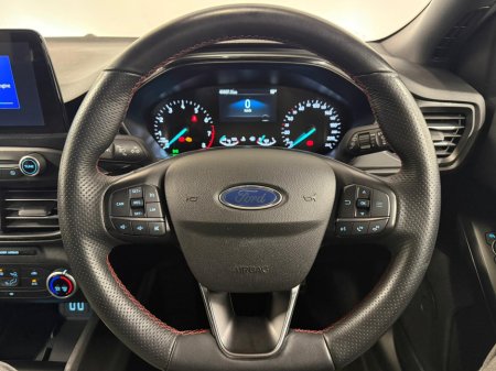 2021 Ford Focus - thumbnail 7