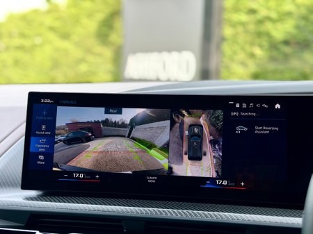 2024 BMW XM - thumbnail 16