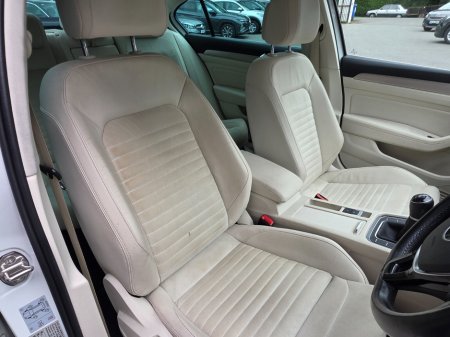 2016 Volkswagen Passat 2.0 TDI 150HP Highline €12,950