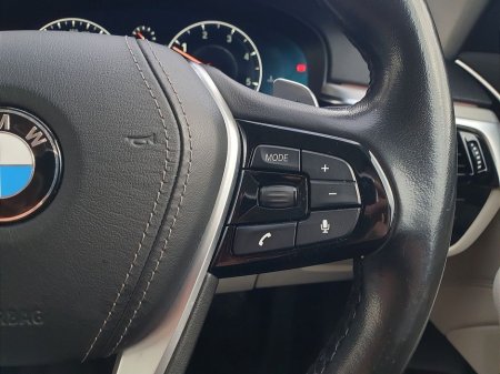 2019 BMW 5 Series 520d SE Auto €27,995 thumbnail