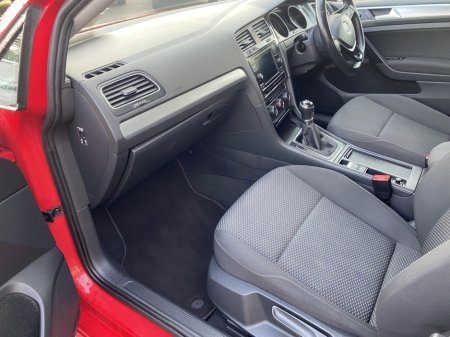 2021 Volkswagen Golf - thumbnail 9