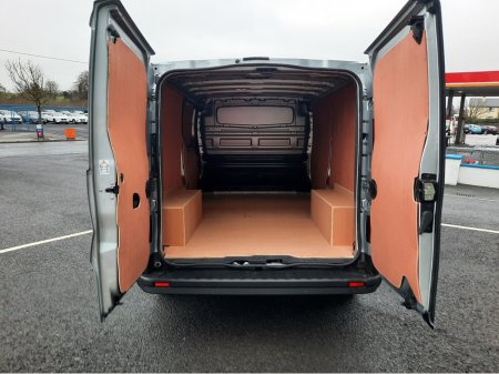 2026 Nissan Primastar L2H1 130 SV 2DR thumbnail