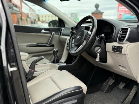 2022 Kia Sportage - thumbnail 15