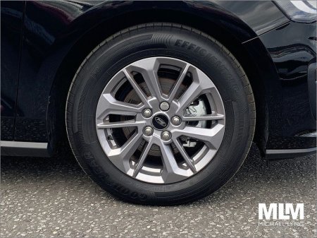 2025 Ford Focus Titanium 1.0L EcoBoost 125PS mHEV €32,995 thumbnail