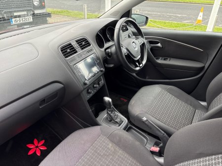 2014 Volkswagen Polo - thumbnail 2