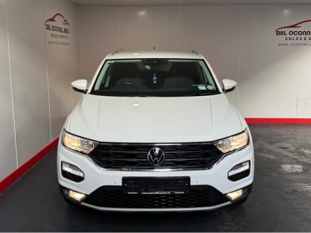 2021 Volkswagen T-Roc DESIGN 1.0 TSI 110HP 5DR thumbnail