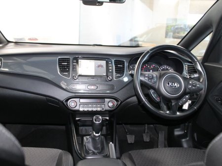 2017 Kia Carens 7 Seater EX 5DR €12,999 thumbnail