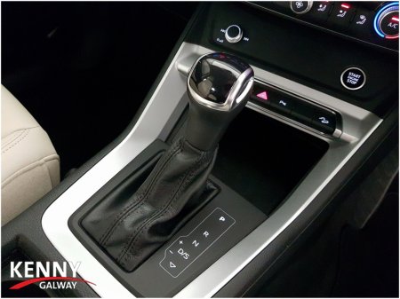 2022 Audi Q3 *Deposit taken* 35 TDI 150 S-TRONIC SE 4DR AUTO €33,990 thumbnail