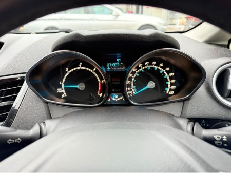 2016 Ford Fiesta ZETEC 1.5 TDCI - EXCELLENT MPGS - LOW MILES - LOW TAX (180 P/A) - NEW NCT TO 01/2028 ! €9,995 thumbnail