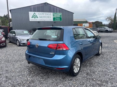 2016 Volkswagen Golf - thumbnail 3