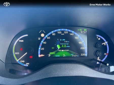 2024 Toyota Yaris Cross YARIS CROSS LUNA SPORT €30,950 thumbnail