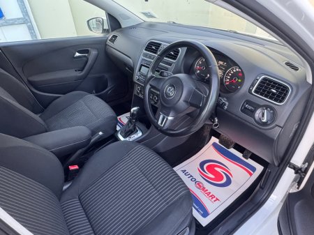 2011 Volkswagen Polo - thumbnail 6