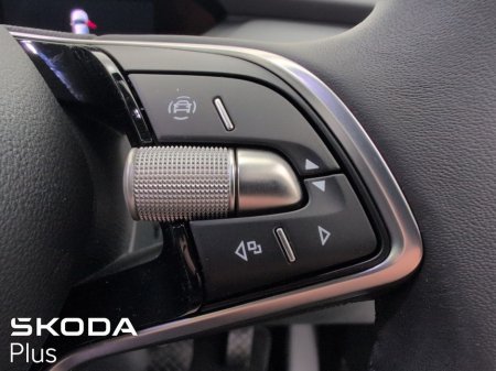 2025 Skoda Enyaq FL 85 EX DEMO €43,950 thumbnail