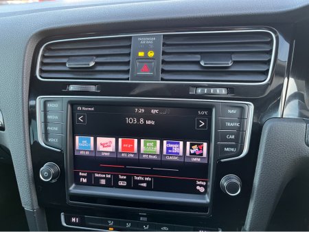 2015 Volkswagen Golf HIGHLINE AUTOMATIC 1.4 PETROL //LOW MILES//REVERSE CAMERA//KEYLESS ENTRY//ADAPTIVE CRUISE CONTROL// €14,950 thumbnail