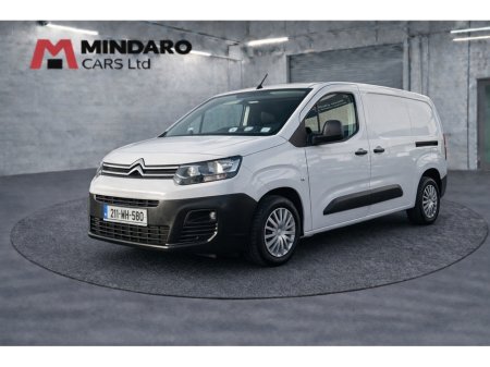 2021 Citroen Berlingo - view 4