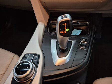 2018 BMW 3 Series - thumbnail 5