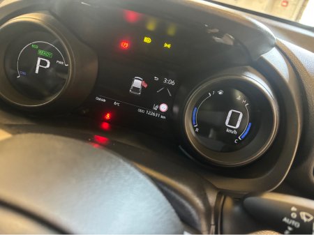 2023 Toyota Yaris - thumbnail 10