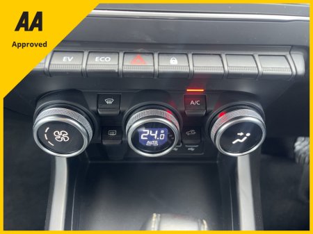 2022 Renault Arkana Auto ICONIC E-TECH PHEV FREE DELIVERY €19,750 thumbnail