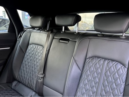 2022 Audi e-tron 55 300KW Q S LINE A €34,950 thumbnail