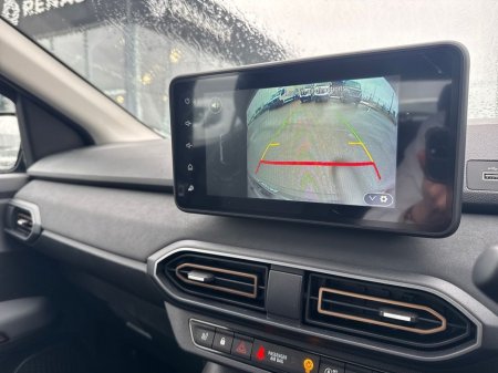 2026 Dacia Sandero Stepway STEPWAY Extreme TCe 110 E06X €25,590 thumbnail