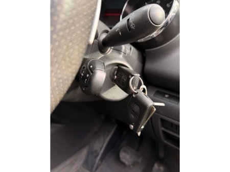 2013 Peugeot 3008 - thumbnail 31