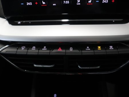 2021 Skoda Octavia *80* 2.0 TDI SE L 150PS 5DR €18,995 thumbnail